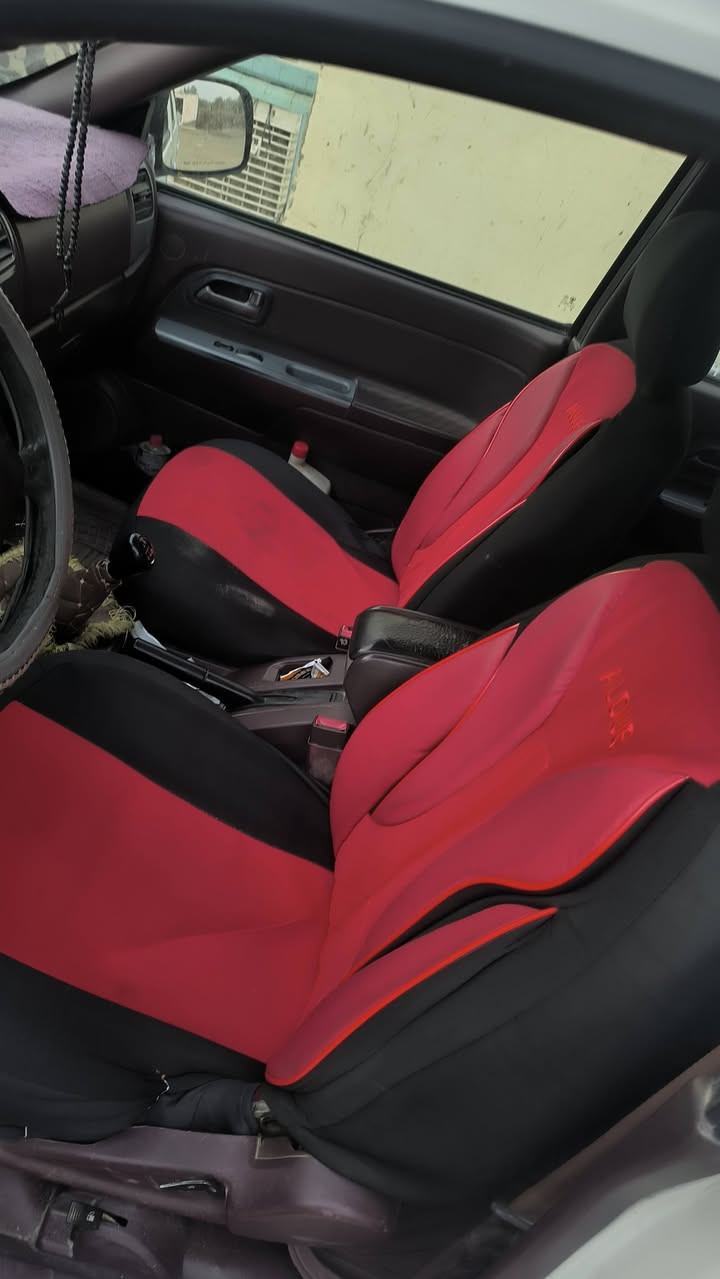 اسلام عليكم ورحمه الله وبركاته كريت وال رقم نجف 75$وابيه مجال *********** السياره بيه الهلال الخلفي لايمن بارد بصيط
