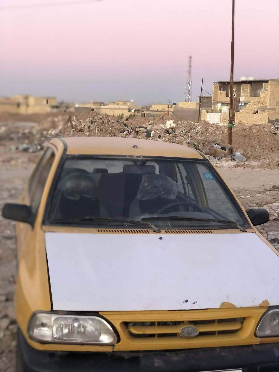 سلام عليكم ورحمة وبركاته سايبه مديل 2012البيع رقم كربلاء (مكاني كوت مركز مدينه) مكينه كايمه كير جديد سياره بيه رشات صبغ  دوشمه وفرشه جديده سعر 16 وبيه مجال الشراي نتصال عله رقم ***********الحد يراسل خاص ماجاوب
