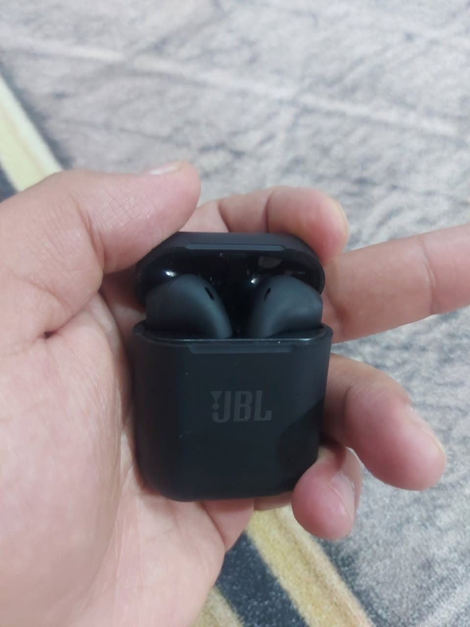 من شركة جي بي ال
بدون باكيت اجن بس جديدات صوتهم عالي


**إذا كنت صاحب هذا الإعلان وتريد حذفه لأي سبب، رجاءا أرسل رسالة إلى الدعم الفني**