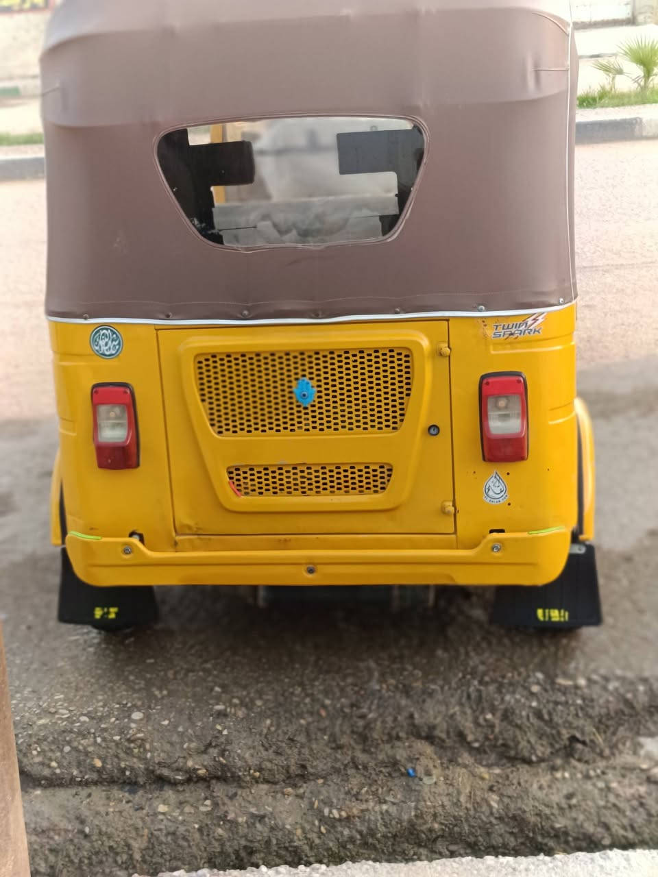 السلام عليكم تكتك 22 شهر 9 رقم نكليزي  المكينه بس بستم  والكشر طخات بسيطه. تحول ثاني يوم ***********
