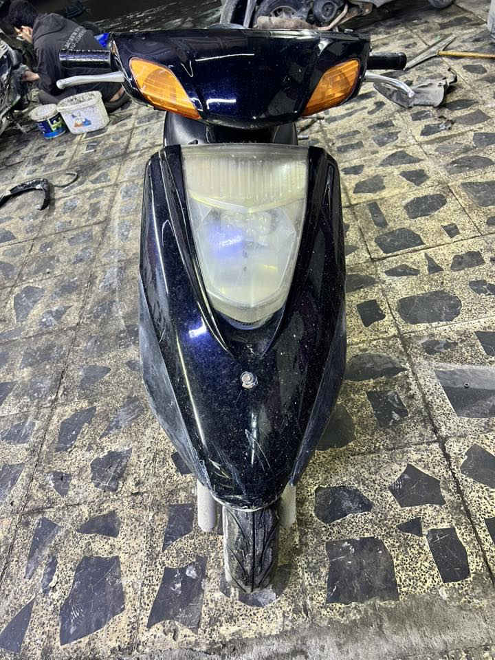 السلام عليكم بريز دراجه مكينه حلوه ناعمه شغاله سلف هندر بيه خربطه عل سلولي فقط دراجه طياره حلوه للبيع بغداد بلديات شارع الكنيسه ***********
