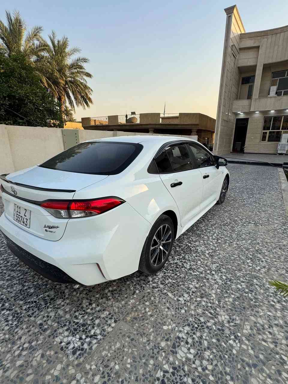 كورلا 2025 هايبرد كفاله عامه 
سياره احلا من صور و ماشيه 45 الف 
فول مواصفات داخل احمر 
مكاني بغداد 
السعر 147


**إذا كنت صاحب هذا الإعلان وتريد حذفه لأي سبب، رجاءا أرسل رسالة إلى الدعم الفني**