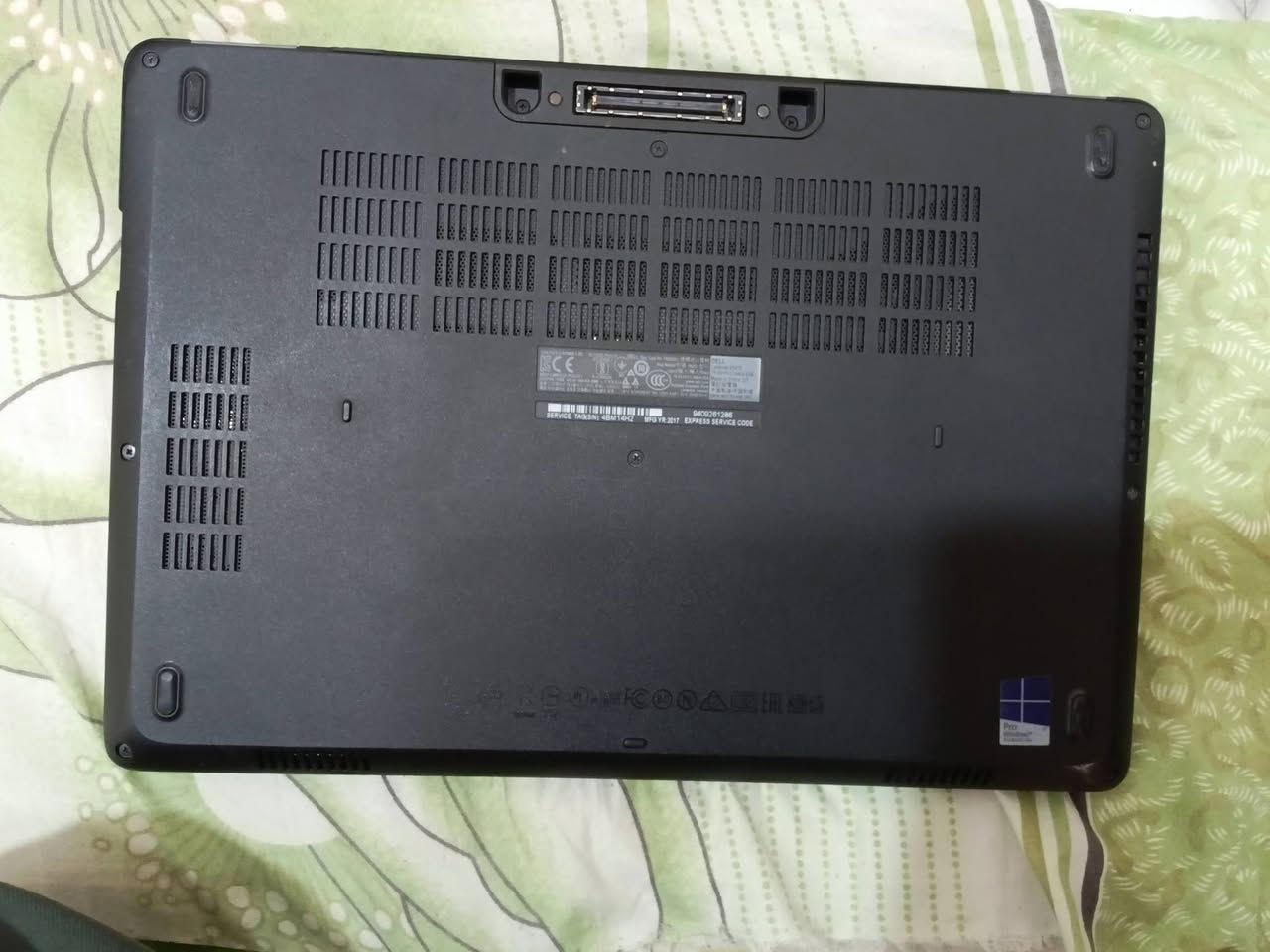 السلام عليكم 
لابتوب DELL E5470
معالج i5 جيل سادس HQ
كرت شاشه خارجي 2GB AMD
تحزين 256
شاشه 14 انش 
بي خلل واحد البطاريه سيئه
السعر 220 وبي مجال
لا يجود توصيل او انت تدزلي مندوب الموقع خاص


**إذا كنت صاحب هذا الإعلان وتريد حذفه لأي سبب، رجاءا أرسل رسالة إلى الدعم الفني**