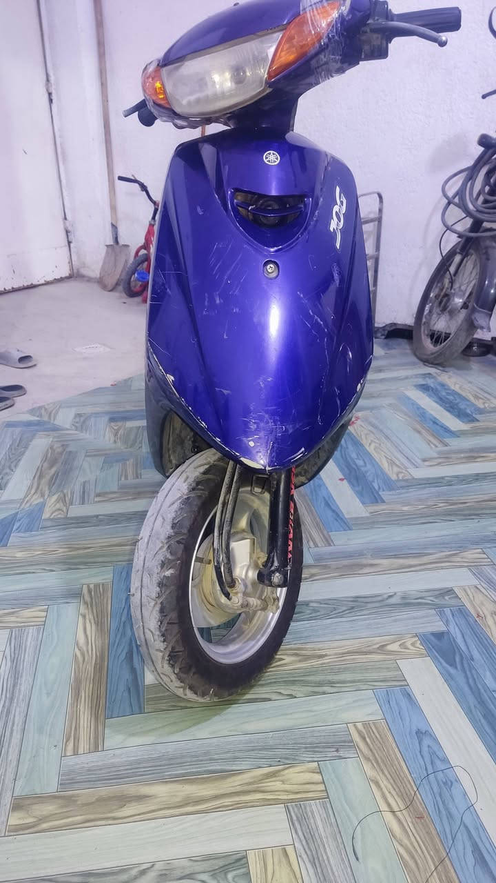 دراجه يوماها ولفات شرط الشغل بلاد سلف وهندر السعر250 موبايل ***********
