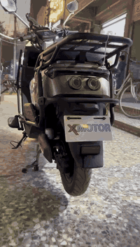 مكلف بالنشر دراجة جديدة استعمال 3 اشهر  نوع 318 الغنية عن التعريف نظام...