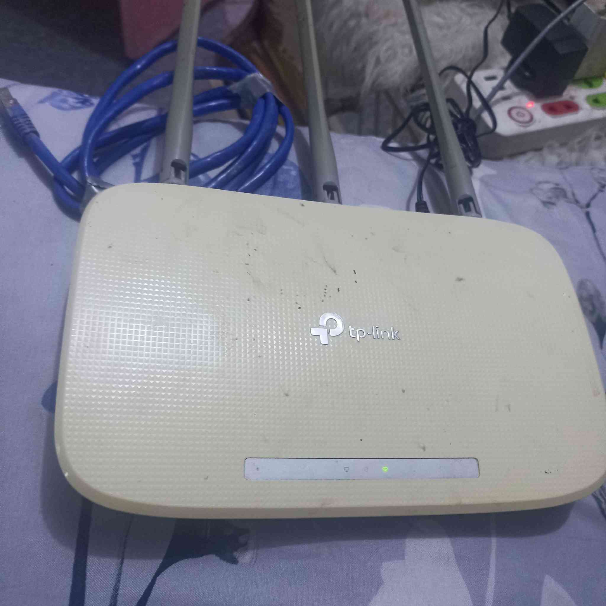 السلام عليكم راوتر للبيع السعر نهاي 25خاص مفتوح ملاحظه غير هذا سعر مابيع مو شراي لاتراسل


**إذا كنت صاحب هذا الإعلان وتريد حذفه لأي سبب، رجاءا أرسل رسالة إلى الدعم الفني**