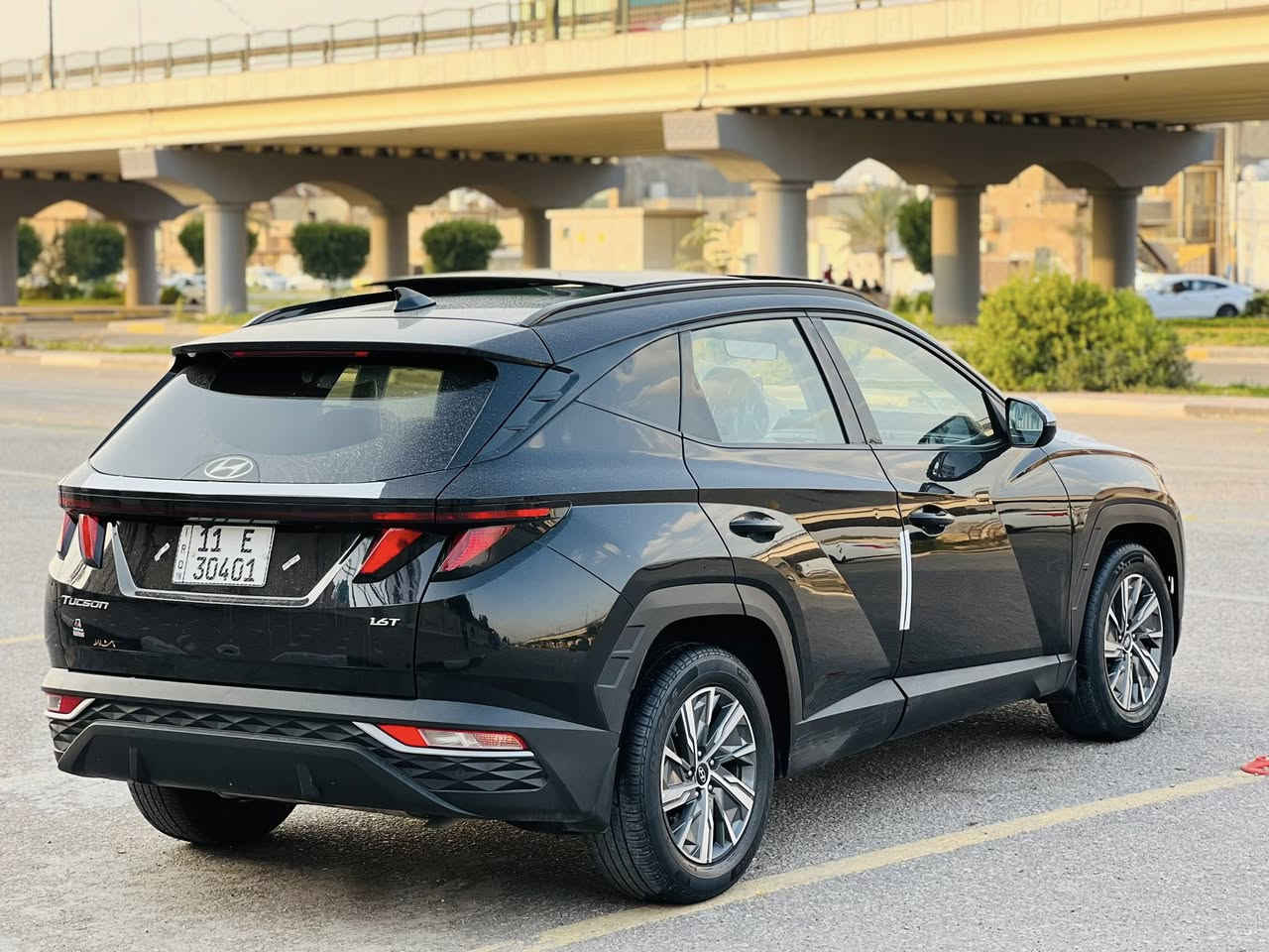 السلام عليكم للبيع هونداي توسان وارد أمريكي مواصفات خليجي موديل2023حادث بنيد فقط بدون دواخل فول مواصفات لمتد بانوراما شاشه تحكم ستيرن قطعتين تبريد نضام سبورت نضام ايكو سايد بريك دكمه كشنات كنتاره حضن داخل لونين ترحيب مري اشاير بلمري سيارقه ذاتيه حساسات امامي خلفي جانبي حساسات محرك حساسات تاير زر وزارة الداخليه موصفات هواي بيها متخلص محرك تون تيربو كير AT
تنفس طبيعي قياده منحدرات ترحيب شاشه حره بأسمي رقم بغداد إنكليزي سنويه لل2030رادار امامي جانبي خلفي مضخم صوت وموصفات معروفه للاستفسار اكثر اتصل*********** 
السعر185قابل للتفاوض
عنوان السياره كربلاء المقدسه
