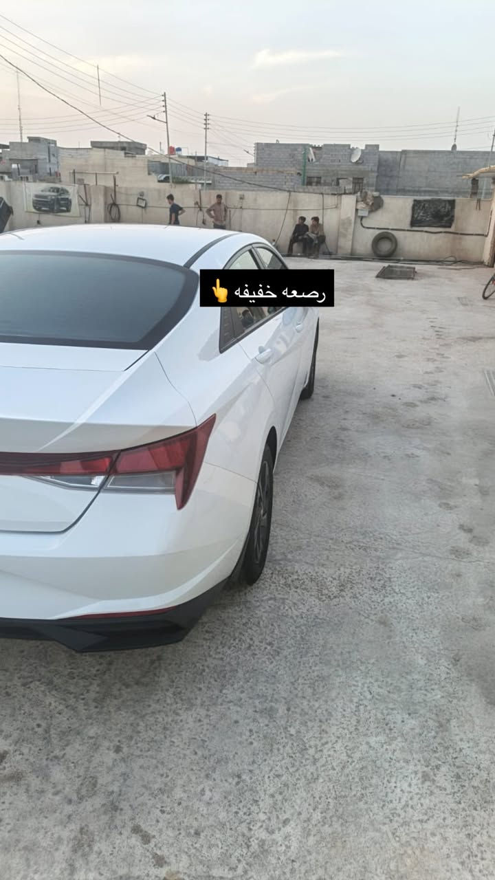 السلام عليكم
مكلف بالنشر 
النترا موديل 23 سيارة مثل ماموضح بصور
الباقي كفاله رقم اربيل انكليزي
ماشيه 45 
فتحه شاشه كامرى 
تخم تاير جديد 
مغلف ارضيه كشنات جلد كله اصلي
محرك 1600 دوش
سيارة خليجيه 
السعر 155 بيه مجال حك الجيه
مكان سيارة بصرة ابي الخصيب
رقم صاحب سيارة ***********
