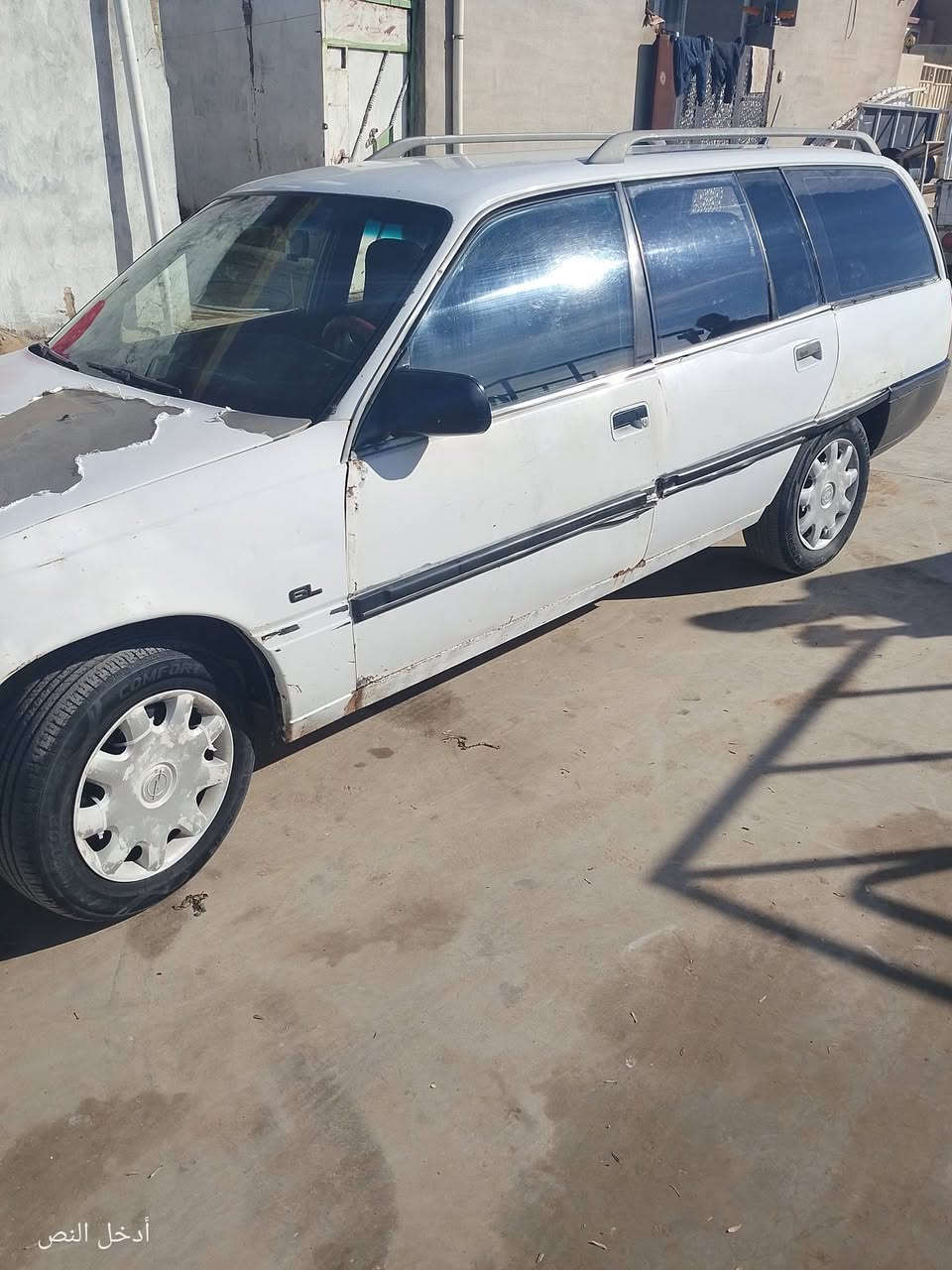 سياره للبيع ب 25ورقه وبي مجال شرط وكاله وتحويل
دفتر بانزين بيه .... كير محرك بشر ط قسط ترهم 
***********
