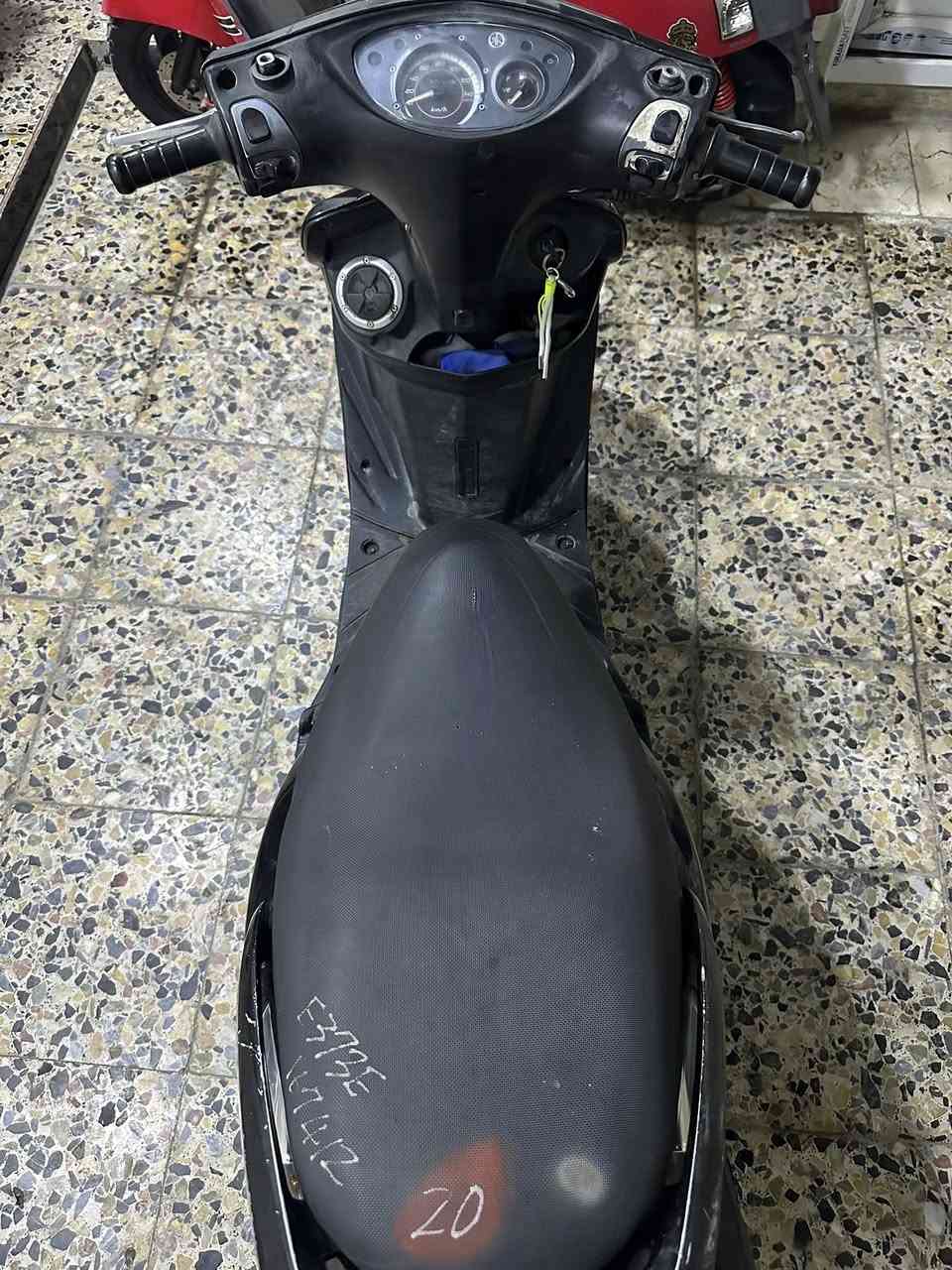 دراجه ثعلب للبيع دراجه نضيفه  سعر 650 شراي اتصل *********** مكاني مدينه الصدر
