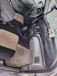 سياره البيع نيسان سني موديل 2000 سعرها ٥٨ 07705355898