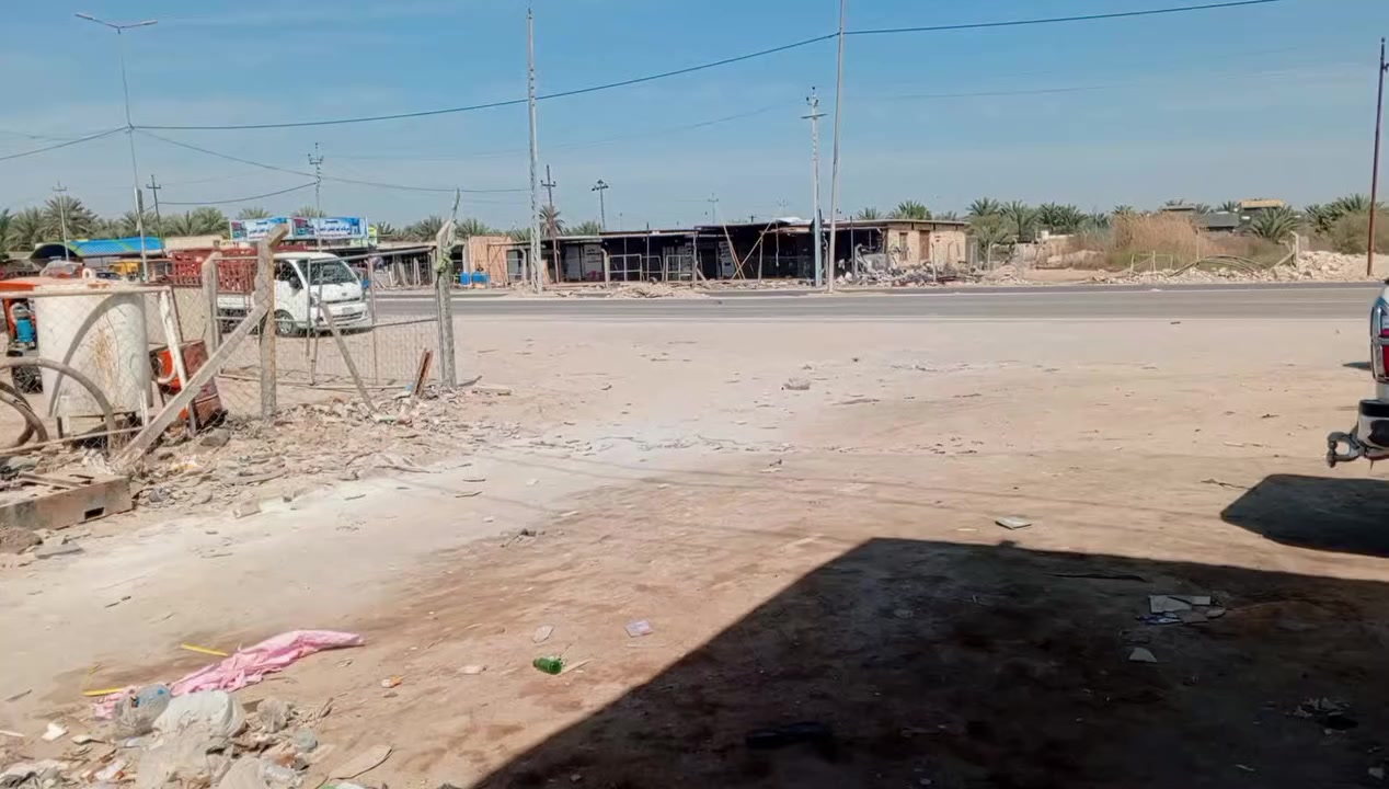 قطعه للبيع بل العلاك تجاري على شارع العام مجاور محطة العلاك مساحه القطعه دونم و200متر خارج محرم الظغط العالي سند 25 طابو زراعي مداور ثاني يوم
السعر مناسب التفاصيل داخل الفيديو 
جميع القطع بل العلاك موجوده الاستفسار 
***********
