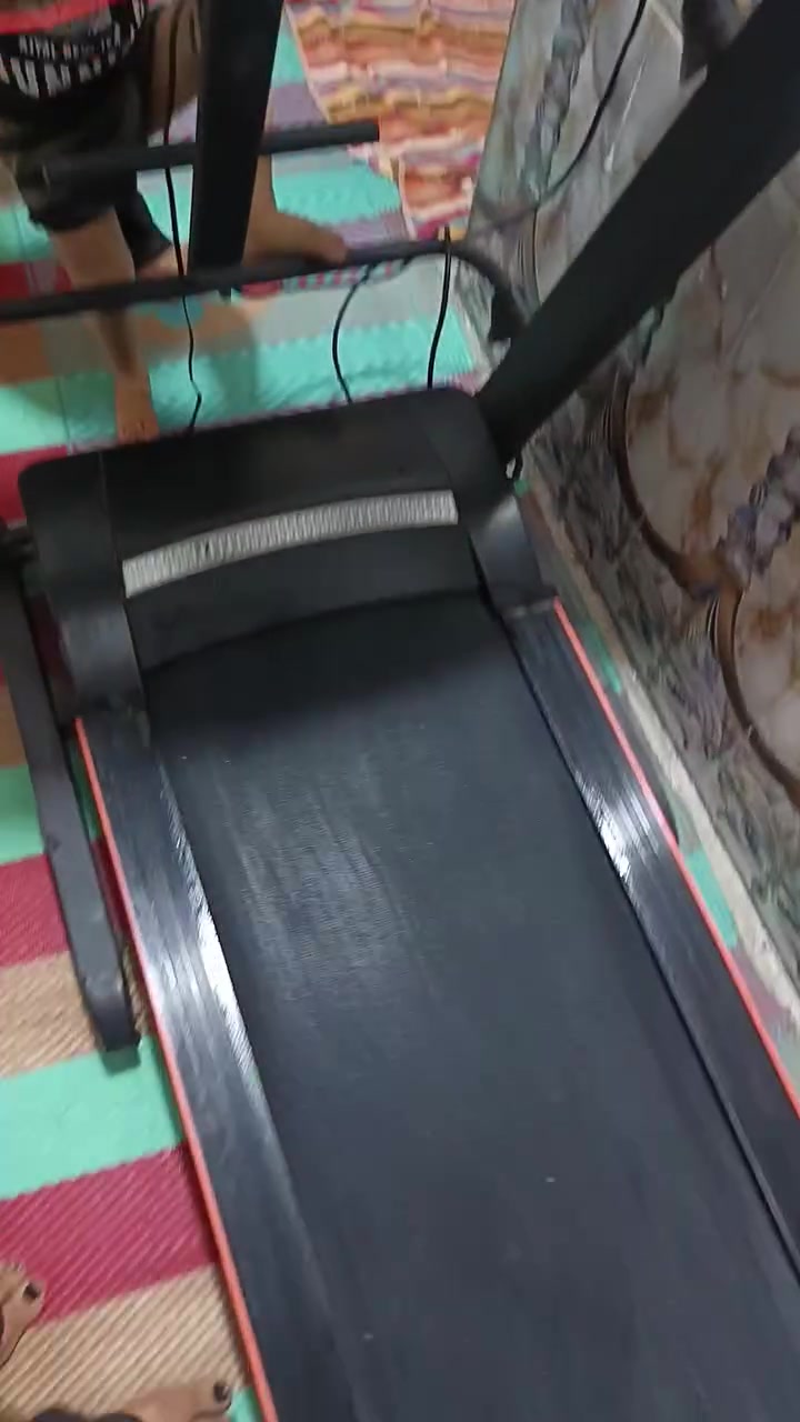 ***********
