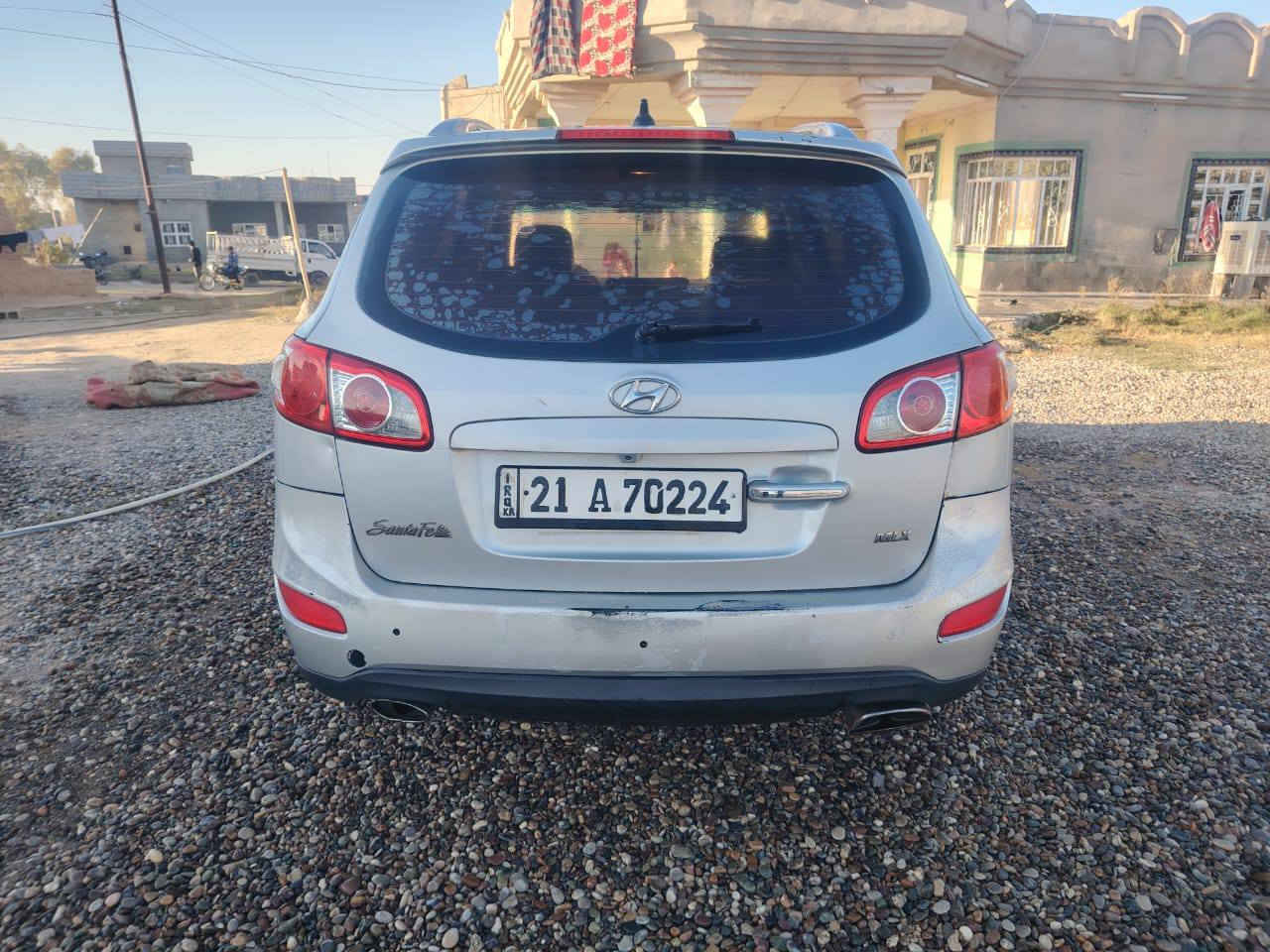 السلام عليكم
للبيع 

سنتافي 2009 ادوات كص 

كير محرك شرط   محرك كاز 

تبريد تدفئه 

كهربائيات كله شرط

تايرات جدد 
سبعه راكب 

السعر 45 وبيها مجال 

ويرهم مراوس

***********

📍مكان السيارة.الحويجه
