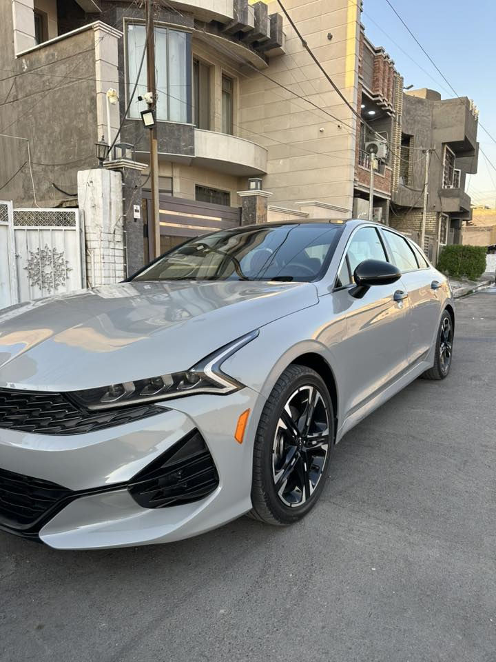 السياره جي 
تي لاين KIA K5  وارد امريكي
 موديل 2022
مواصفات فووول
--(بانوراما)
_محرك 1600 تيربو 
_بصمه تشغيل +بصمة ابواب
ــ 4 انضمة قيادة
_ شاشه كبيره
_تشغيل عن بعد
_لايت زينون ٣ عدسات
ــ لد نهاري
_ ترحيب عند الاقتراب
ــ قيادة ذاتية
_تحديد المسار
_النقطه العمياء
_رادار امامي جانبي خلفي
ــ توقف ذاتي
_فول تحكم ستيرن
ــ ستيرن رياضي حرف D
_كامره خلفيه دواره
_ شاشه كبيرة وايضا تدعم GPS
_كشنات جلد GT line
ــ كشن السائق كهربائي
_سايد بريك دكمة
ــ اوتو هولد
_اشاير بلمري الجانبيه
_بانوراما
عنوان السياره بغداد
للاستفسار ***********
السعر 145
