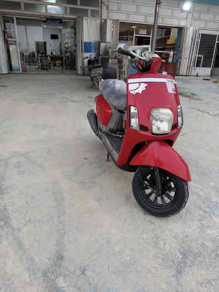 سلام عليكم بوليس مسطره بلادي كلشي بيهه مكفول مال معوض طالعه من الحمداني كفاله كفر ومكينه سعرهه مليون و٥٠ الف وبيهه مجال حك الجيه للاستفسار ***********
