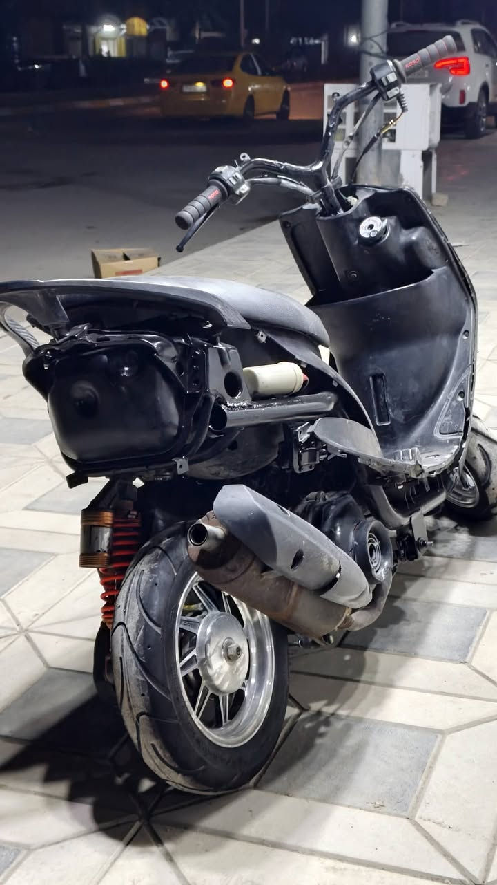 ماكس عدله للبيع كلشي ما عوزها بس سلف مكينه ٥٠ بلاد مفتوحه ولفات فقط ويل نجمه كزوز   FM كلشي ما عوزها
مكاني ناصريه شارع يا حسين 
السعر ٤٥٠ وبيها مجال 
شراي يجي خاص ويشلع عيوني


**إذا كنت صاحب هذا الإعلان وتريد حذفه لأي سبب، رجاءا أرسل رسالة إلى الدعم الفني**