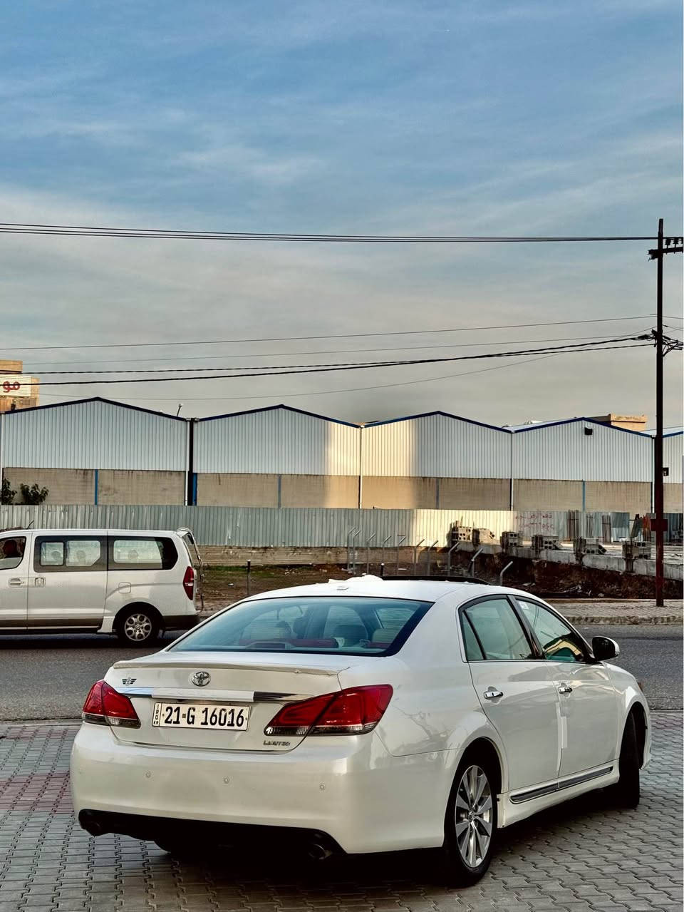 السلام عليكم
تويوتا افلون موديل 2011 خليجية فول مواصفات واحد على واحد لمتد ، سيارة ماشية 176,000 km حقيقي
(كشن جلد+خزن/اربع ابواب بصمة/سلايد/كشنات تدفئة تبريد/حساسات أمامية/تحكم استيرن/ تثبيت سرعة/كامرة خلفية)
سيارة بيها اربع مكانات شبر صبغ بدون ضرر و مكانين تعديل بارد 
كير محرك شرط الفحص ،سنوية و هزة جديدة
عنواني كركوك
رقم التليفون واتساب عليها
*********** كركوك, العراق
