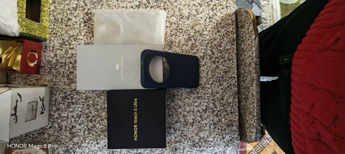 هونر ماجيك8 برو سعره  مليون 200 من غير الساعه 
مع الساعه مليون 250  
قفل قفل قفل والله ماخذ جهاز غالي 

مكاني بغداد متواجد اتصال فقط رقمي ***********
