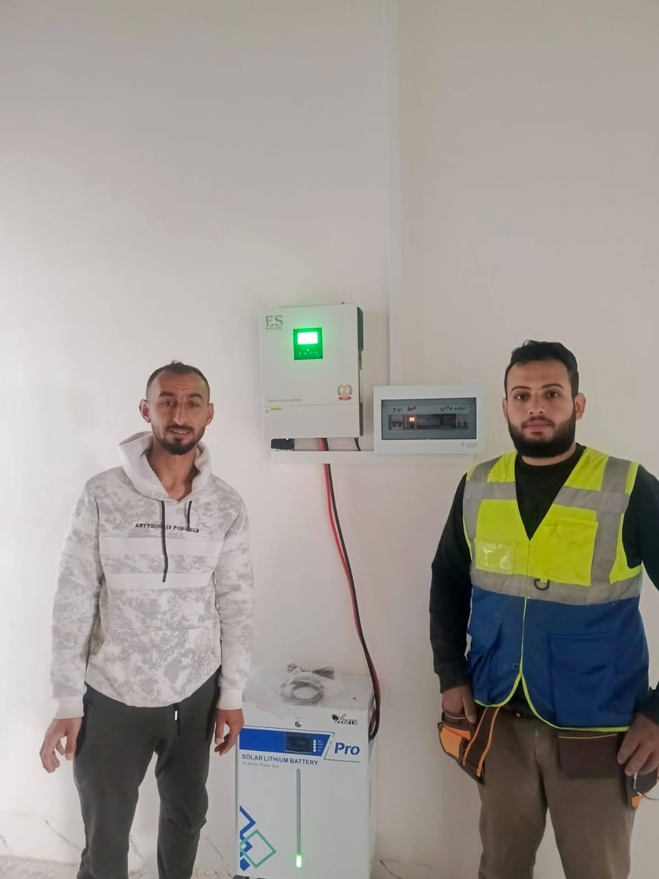 من عروض شركة الحجاب للطاقة الشمسية
تم تنصيبها للأخ 
                     (صالح إبراهيم عبد)
في الشرقاط شكراً 📌

    ⚡بقدرة ⚡

10-امبير نهاري ☀️
8_ امبير ليلي 🌕 

🔋 بطارية ليثيوم 8 كيلو من شركة 
▪️ عمر افتراضي طويل وأداء ثابت
▪️ أمان عالي وكفاءة ممتازة #ضمان 5 سنة
------------------------------------------------------
⚡ انفيرتر ES
▪️ أداء قوي وتحمل عالي للأحمال
▪️ مناسب للربط مع بطاريات الليثيوم BMS
    
-------------------------------------------------------
☀️ 5 ألواح شمسية  
▪️ كفاءة عالية في توليد الطاقة
▪️ أداء ممتاز في الأجواء الحارة
▪️ جودة عالمية #ضمان 15 سنة
-------------------------------
📞 للاستفسار والحجز:
***********

شركة الحجاب للطاقة الشمسية
ثقة • جودة • ضمان
