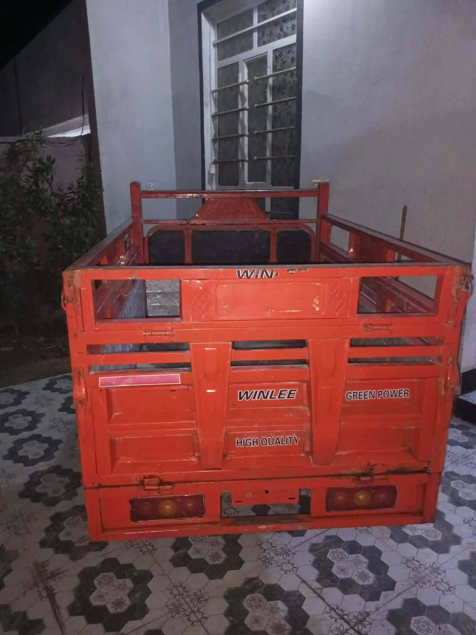 بطاريات قبل ٥ايام بدلتهن شاحنه جديده تايرات جدد مابيه شي ٩٥٠الف


**إذا كنت صاحب هذا الإعلان وتريد حذفه لأي سبب، رجاءا أرسل رسالة إلى الدعم الفني**
