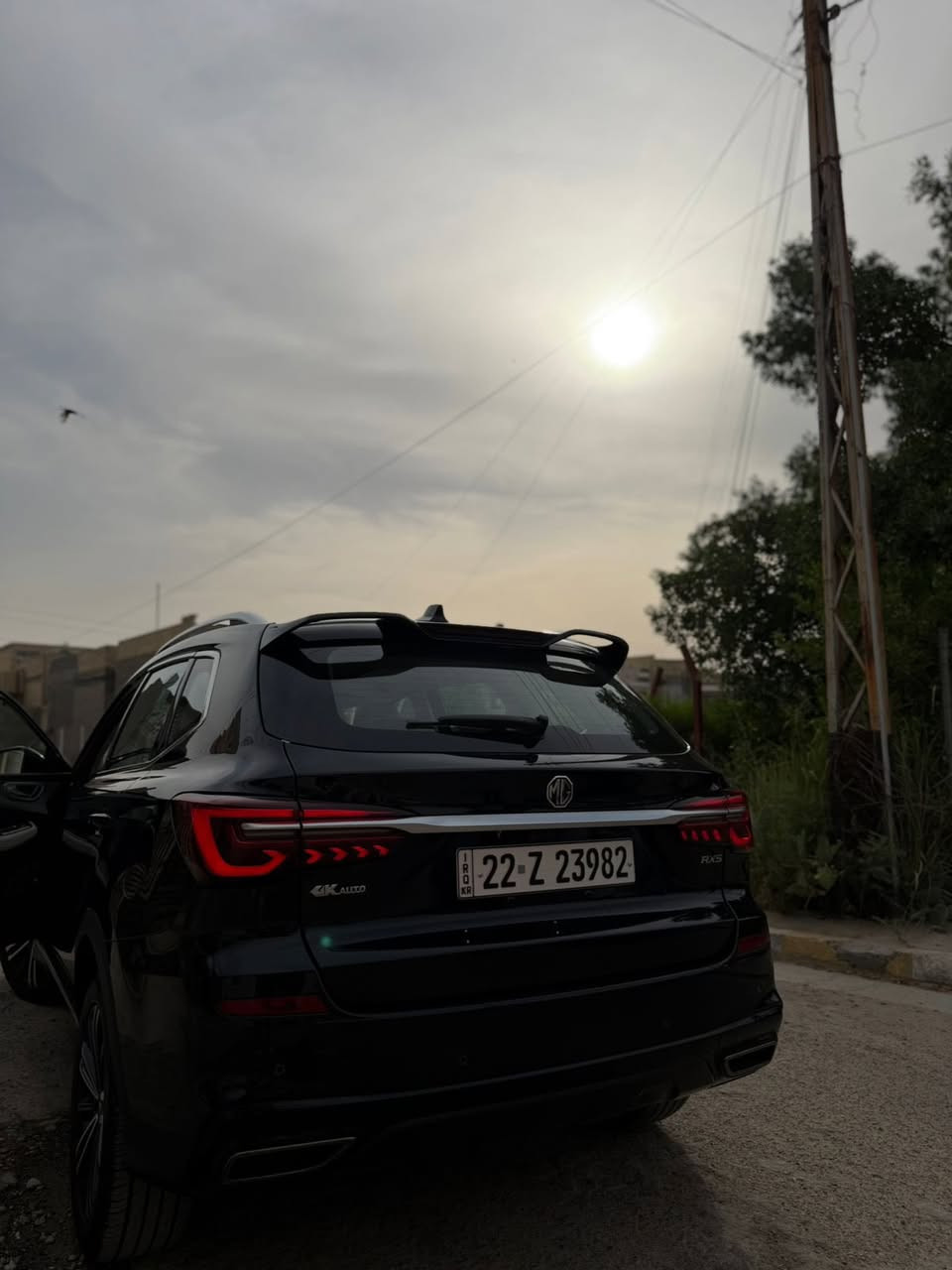 MG RX5 Plus 1.5T
موديل 2025
فول مواصفات عدا الجلد
ماشيه 4500 كيلو فقط
يعني شبه زيرو
نظيفة جداً على وضع الشركة و بعدها بالضمان
بيها صيانة مجانية لمدة سنتين متدفع أي شي غير البانزين الباقي كله مجاناً بالشركة 
و الضمان 6 سنوات على كير محرك كهربائيات

سعر السياره ٢٢ مليون بيها مجال 

***********
