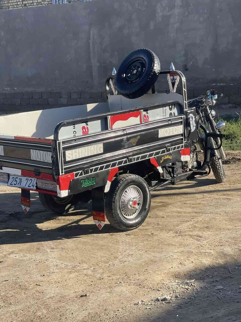 السلام عليكم
ستوته جمره 

مديل 2019

تخم تايرات جديد

محرك جديد

سلف هندر 

شاير 

كهربائيات كله جديد

ستوته مال جناي 

سبير 

وياهه 

وراق صوليه 

مكاني ناصريه قضاء الرفاعي 

نتصل وبلخدمه 

***********
