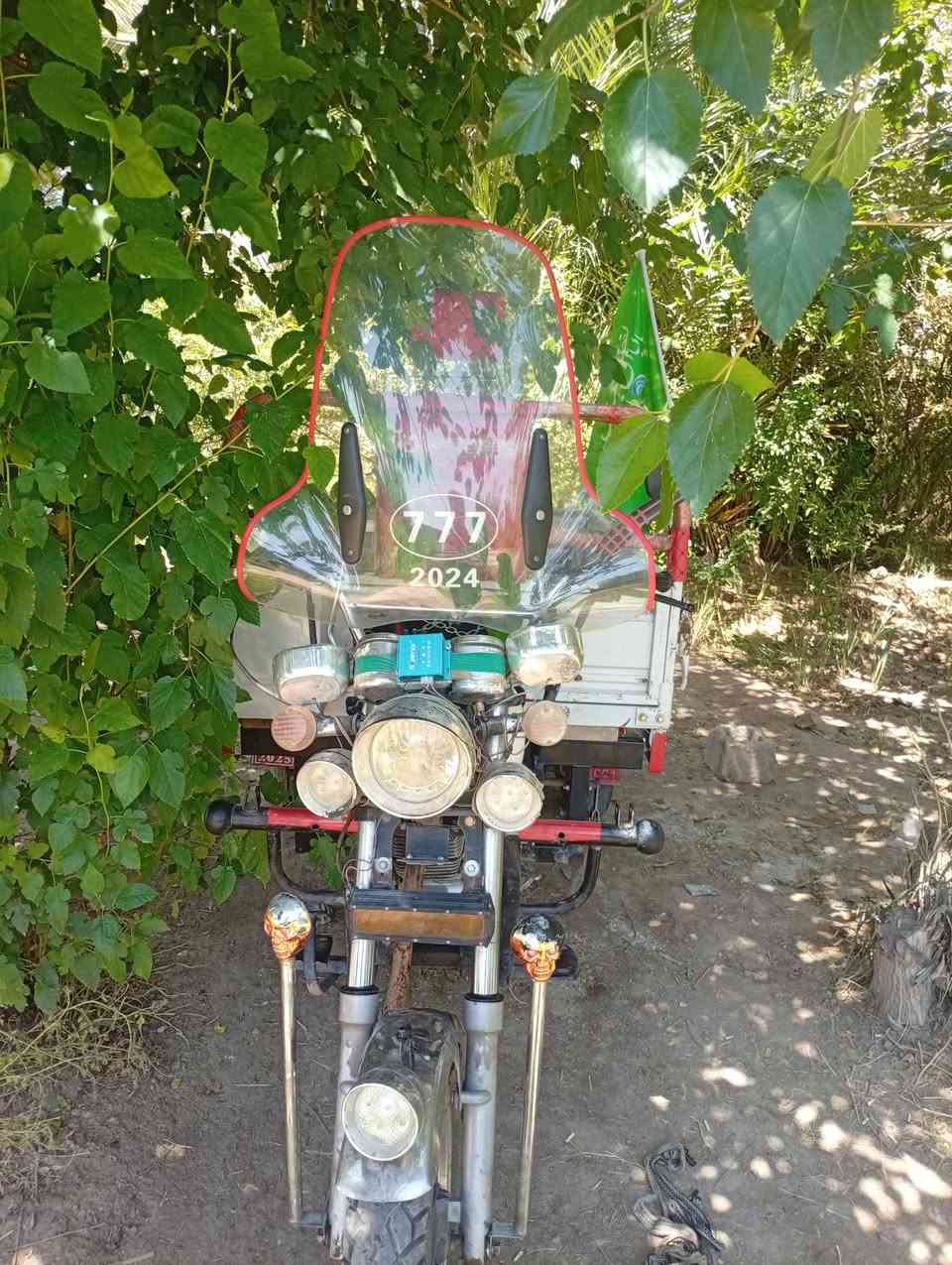يا الله سنوته للبيع موديل 21 خير من الله ستوته فول نضافه شرط ركبه وكسل ستوته بلادي بدن صبغ وبدون لحيم مال جناي وخير من الله مكان ديالى لخالص سعر خاص مفتوح وهذا رقمي *********** 
‏‪***********‬‏

