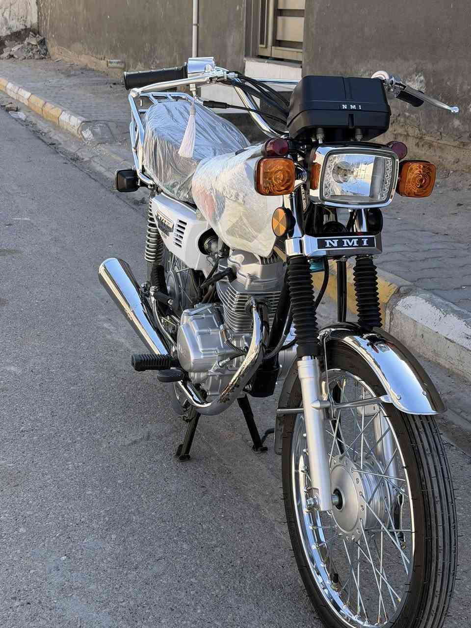 سلام عليكم
نامه شلامجه للبيع 
تعميره 26 دراجه مخزونه ماطالعه 
اوراق سكنر 
السعر 1150وبيها مجال لشراي 
المكان سماوه قضاء الرميثه 
***********تصال علرقم
