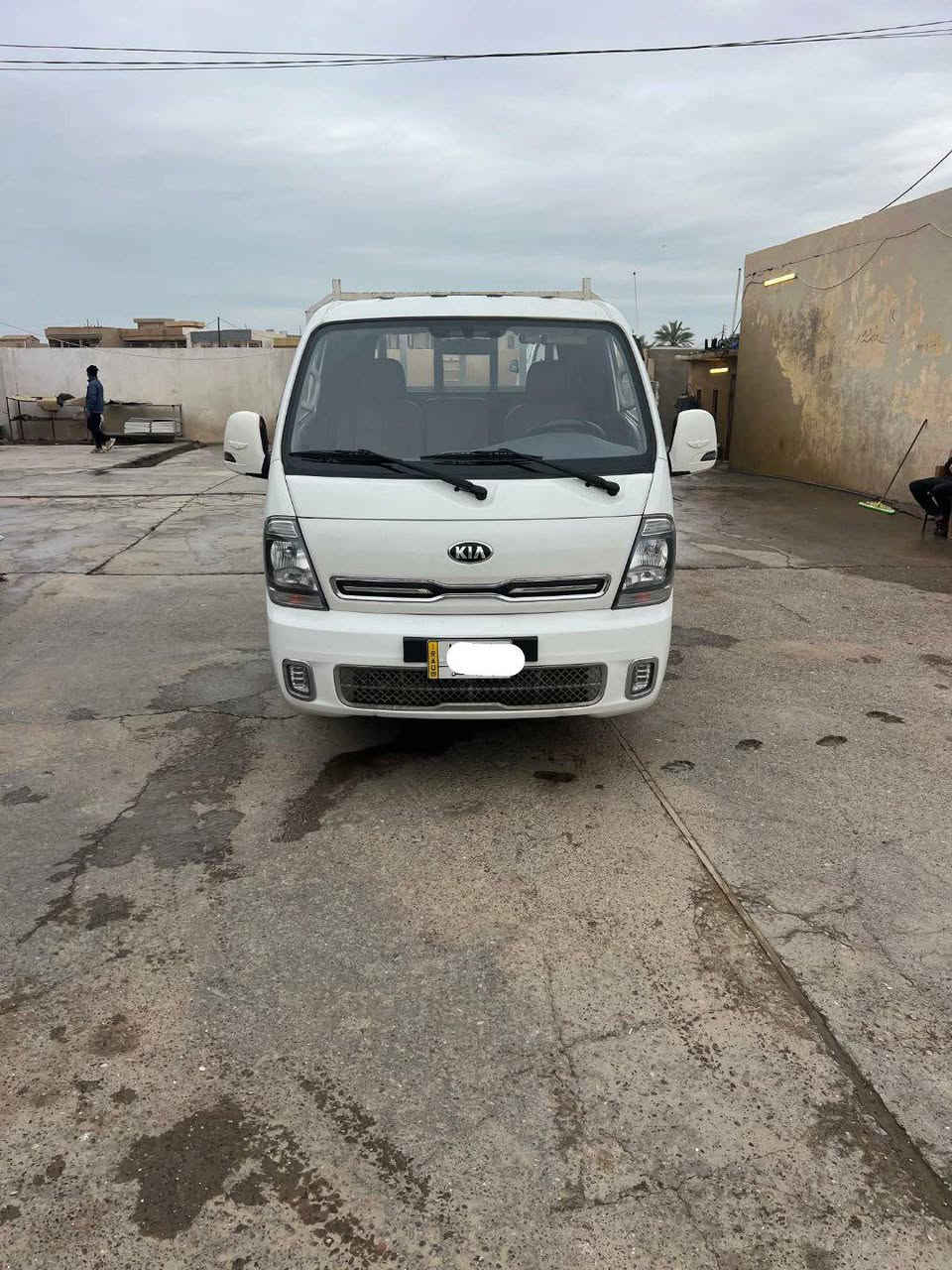 السلام عليكم 
كيا حمل للبيع موديل 2022 مكفوله كفاله عامه
رقم صلاح الدين   مكان السيارة الشرقاط اجميله
كير ومحرك شرط ‏‪
تواير وصدر جدد
ملاحظه السيارة احلى من الصوره 
رقم صاحب السيارة  ‏‪0 782 417 5125‬‏
