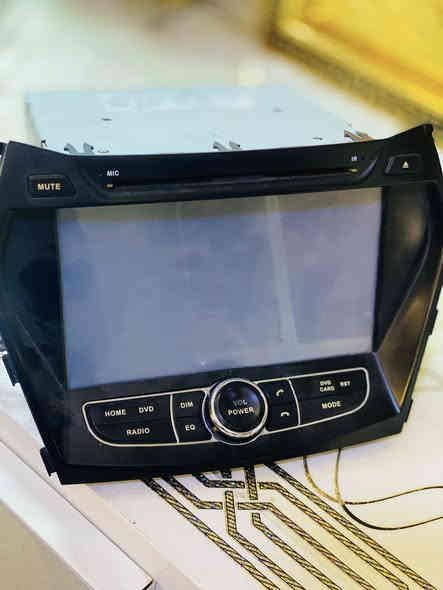 السلام عليكم عندي شاشه سنتافي 13/14/15/16 للبيع قيم واخذ بل يرضي الله مكاني بغداد كرخ
***********
