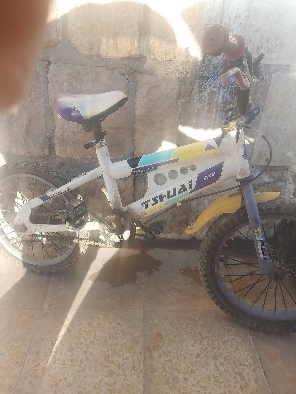 لبيع 25 بي مجال شي قليل التواصل ***********
