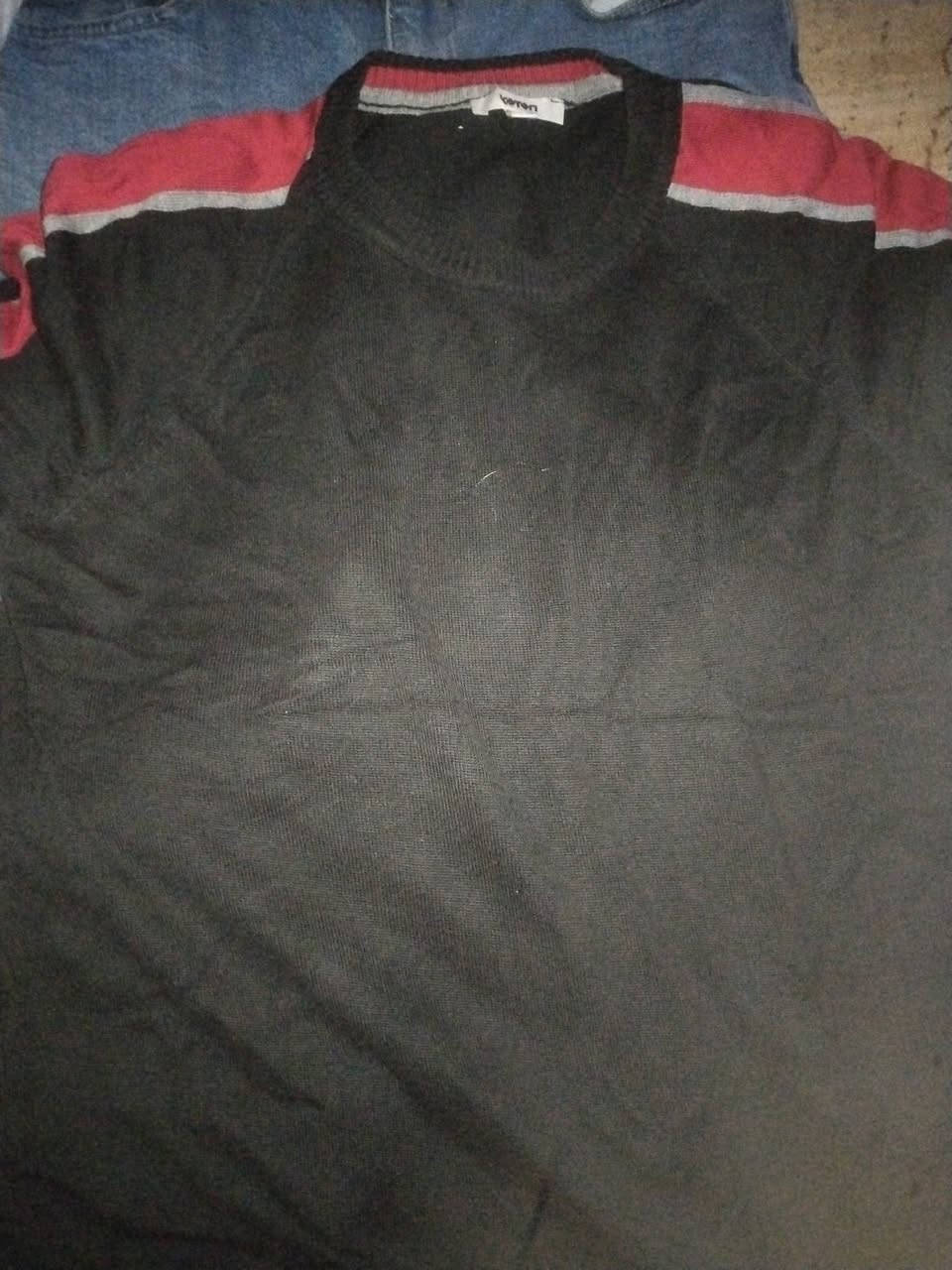 (مكلف بالنشر).. 
ملابس باله للبيع قطع نضيفه مثل ماتشوفون واكو هواي مامصورات وذا تريدون تاخذونهن شليفين موجودات
العنوان شارع الحسينيه الجبيره *********** رقمي
ربي يرزق الجميع ❤️
