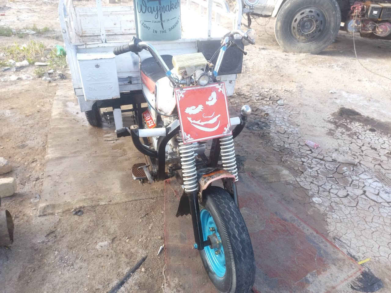 سلام عليكم  ستوته للبيع موديل 2013تعمير 2026معمرة  بالرمضان مكان ناصريه مركز السعر 1400وبيها مجال لحك جايه الشري يتصلل رقم ***********
