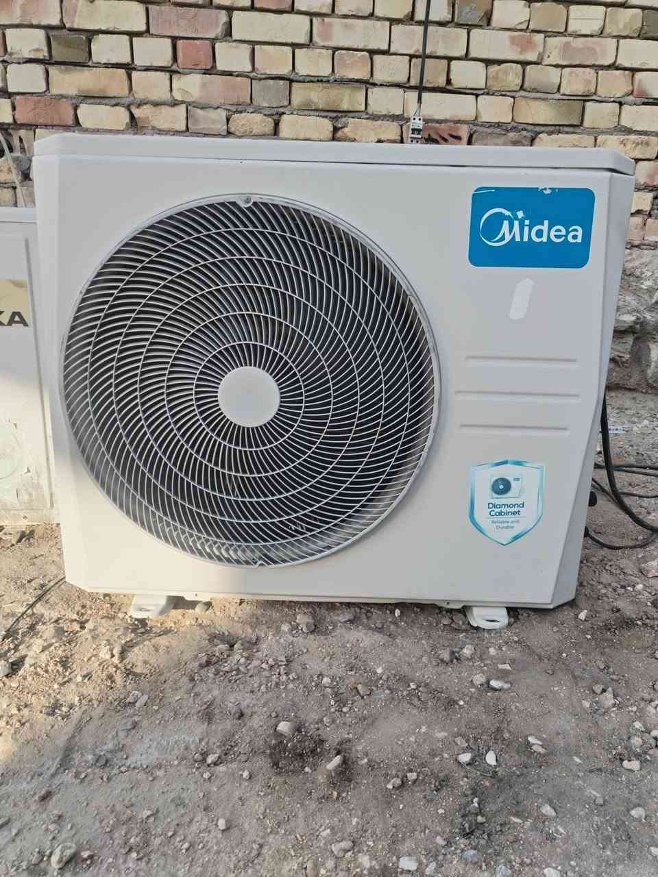 سبلت ميديا غاز 22 طنين بلادي ع وضع شركه تبريد ثلج اذا عدك عاطل اراوسك بي وجمل الفرق مكني سماوه قضاء الرميثه *********** سعر 450
