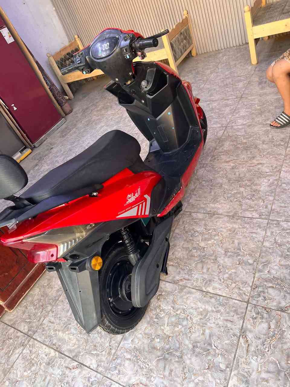 دراجة شحن سكنس 3 سرعات الشحنه تمشيك 45 كيلو نقص بس بريك خلفي
السعر 450 بغداد ابو غريب ***********
