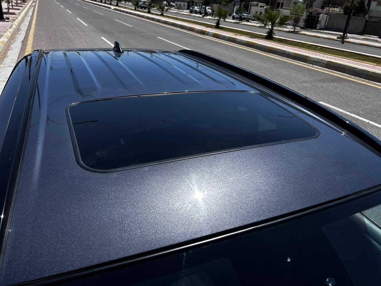 راف 4 - XLE بريميوم
* اللون رصاصي 

* الموديل 2023

* حجم المحرك: 2.5L (بانزين)

* فتحة سقف

* شاشة كبيره

* بصمة تشغيل 

* صندوق شفط كهربائي

* كشن تدفئه السائق والراكب الامامي
 
* استيرن هيتر

* كاميرا خلفي

* هاند بريك بصمة

*  اوتو هولد Auto Hold

* رادار امامي (تحديد مسار)

* رادار جانبي (نقاط عمياء)

* نظام : Eco

* نظام : Normal 

* نظام : Sport

* كرسي السائق كهربائي

 *كرسي السائق خزن

*كشنات جلد 

*كشاف ضبابي
*ويل 19 انج
سماعات  JBL  مع مضخم

*السعر 232

الممشى 45000 كم 
رقم  الهاتف: ***********

حادث جاملغ وبنيد( سطحي بدون دواخل او  شاصي
راديترات بلاديه).
