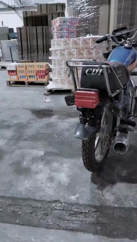 سلام عليكم دراجه ايراني 4كير محرك بلادي طخه مابيه اتكفلك بيه من اي نقص السعر خاص


**إذا كنت صاحب هذا الإعلان وتريد حذفه لأي سبب، رجاءا أرسل رسالة إلى الدعم الفني**