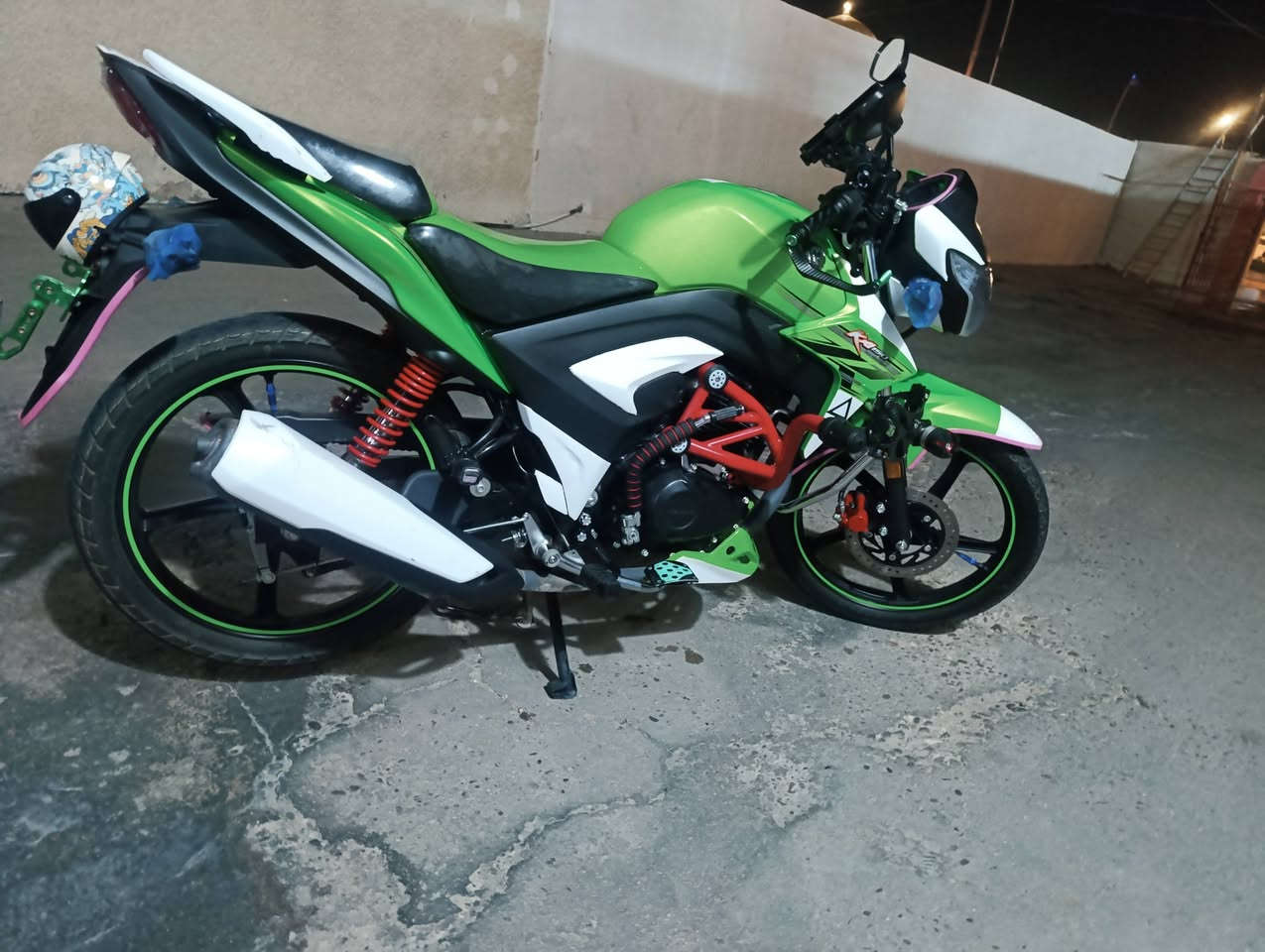 السلام عليكم
موطور هاوجي موديل 2023
مسجل كامل رقم انكليزي  مكفول وسعر خاص على هذا رقم 
0783 849 0847

