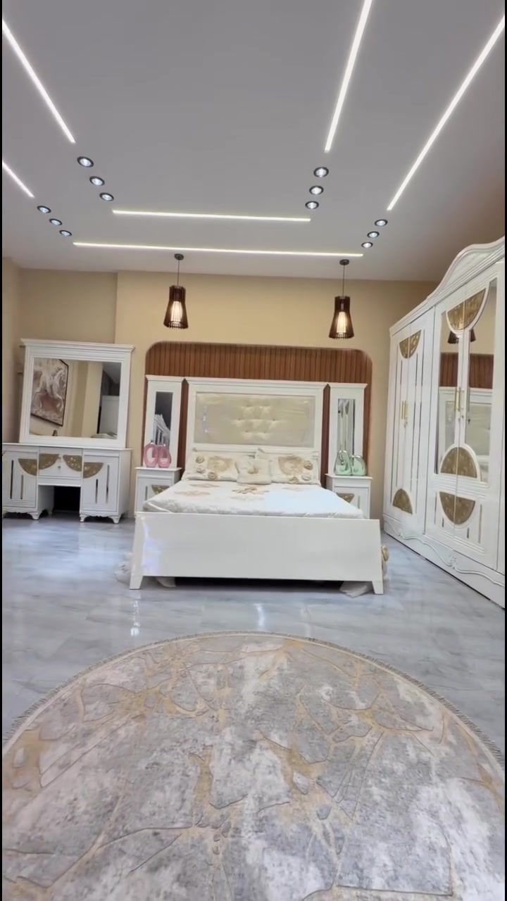 تريد غرفة فخمة وسعرها مناسب؟ جبنالكم الحل! 🌙✨
غرف نوم (نجارة عراقي) بمواصفات اقتصادية وعملية:
✅ تصاميم حديثة تناسب كل الأذواق.
✅ استغلال ذكي للمساحات وتقسيم داخلي مريح.
✅ سعر تنافسي يخدم ميزانيتك.
🎥 شاهد الفيديو لتفاصيل الشكل واللمسات النهائية!
 متوفر توصيل لجميع المحافظات 🚛باسعار مناسبه 
💬 للحجز والاستفسار ومعرفة السعر، راسلونا على الخاص أو واتساب:☎️***********
#العراق #الديوانيه #السماوه #البصرة #بغداد #محافظات_العراق #كربلاء #النجف #الحله #الناصرية #الموصل #كركوك #الكوت #تكريت #بابل #ديالى #الرمادي #العماره #غرف #نوم  #اثاث #متنوع #غرف_نوم

