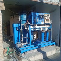 مضخة ماء آرو للبيع  مع كامل ملحقاتها  للتواصل والاستفسار الاتصال على ا...