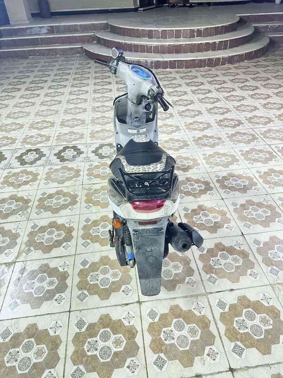 السلام عليكم دراجه للبيع كفاله عامه وين ماتريد تفحص افحص عوزها بس چاملغ السعر ٧٥٠ باقي تفاصيل خاص


**إذا كنت صاحب هذا الإعلان وتريد حذفه لأي سبب، رجاءا أرسل رسالة إلى الدعم الفني**