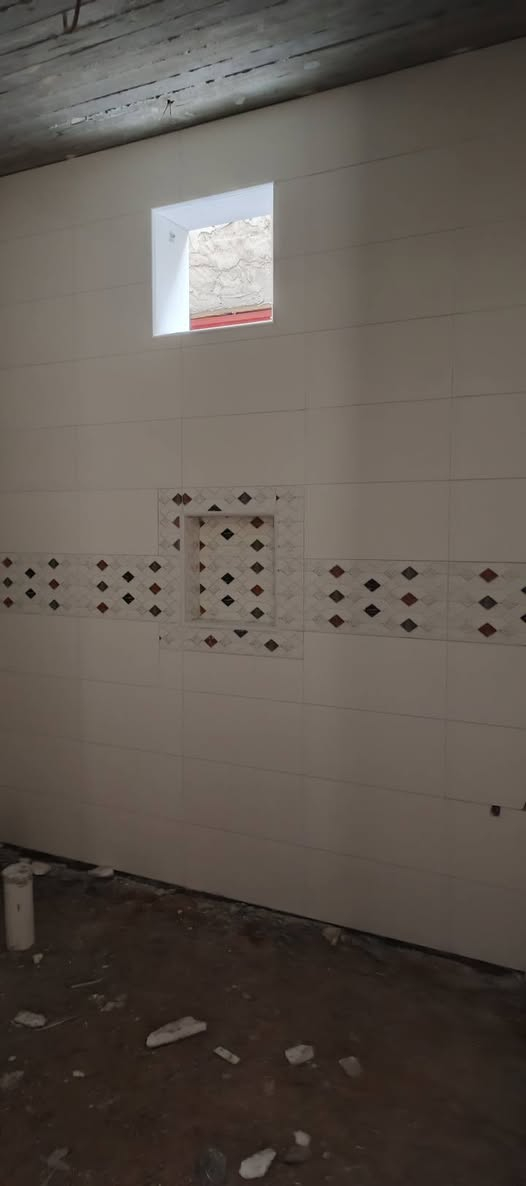 خلفة سيراميك متفرغ عملي حلة وكربلاء وبسعر مناسب جدا ***********
