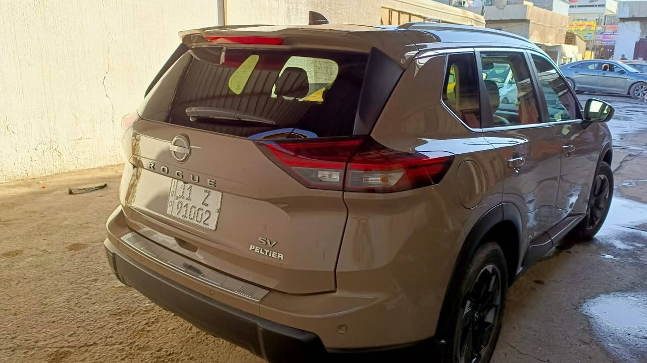 السلام عليكم نيسان روج 2024SV فول مواصفات واحد على واحد السياره اخت الزيرو وكالة
ماشيه 16/M فقط  بعدها بريحة الشركه بنوراما السياره 

- للبيع

المواصفات 

_تشغيل عن بعد 

-مصابيح LED امامي وخلفي 

 -قيادة آلية + قيادة ذاتية 

-مثبت سرعة

- نضام ايكو نضام سبورت 

-حساسات خلفية

 -بصمة أبواب و صندوق

 -رادار امامي و جانبي و خلفي

 -نقطة عمياء

 -توقف إلى خلف في حالة تنبئ بالاصطدام

-هندبريك بصمه

 -هولد بريك بل ازدحام 

-كير لمس 

-شفتات سرعه في المقود 

-و تحكم مقود

 -كشن سائق كهربائي 

-تبريد قطعتين ثلاجه

-كأمره خلفيه

 -بصمه تشغيل 

-حساس 360 درجه

-حجم المحرك3 سلندرً 1.5 تيربو 

 -تحكم إستيرين 

-رقم بغداد بسمي 

-السيارة مكفول من  كلشي 

عده البنيد فقط بنيد السياره كلها بلاديه 
كلها مكفول غير البنيد

-السعر 207 وبيها مجال 

 اي ستفسار خاص وتدلل عنونها بغداد


**إذا كنت صاحب هذا الإعلان وتريد حذفه لأي سبب، رجاءا أرسل رسالة إلى الدعم الفني**