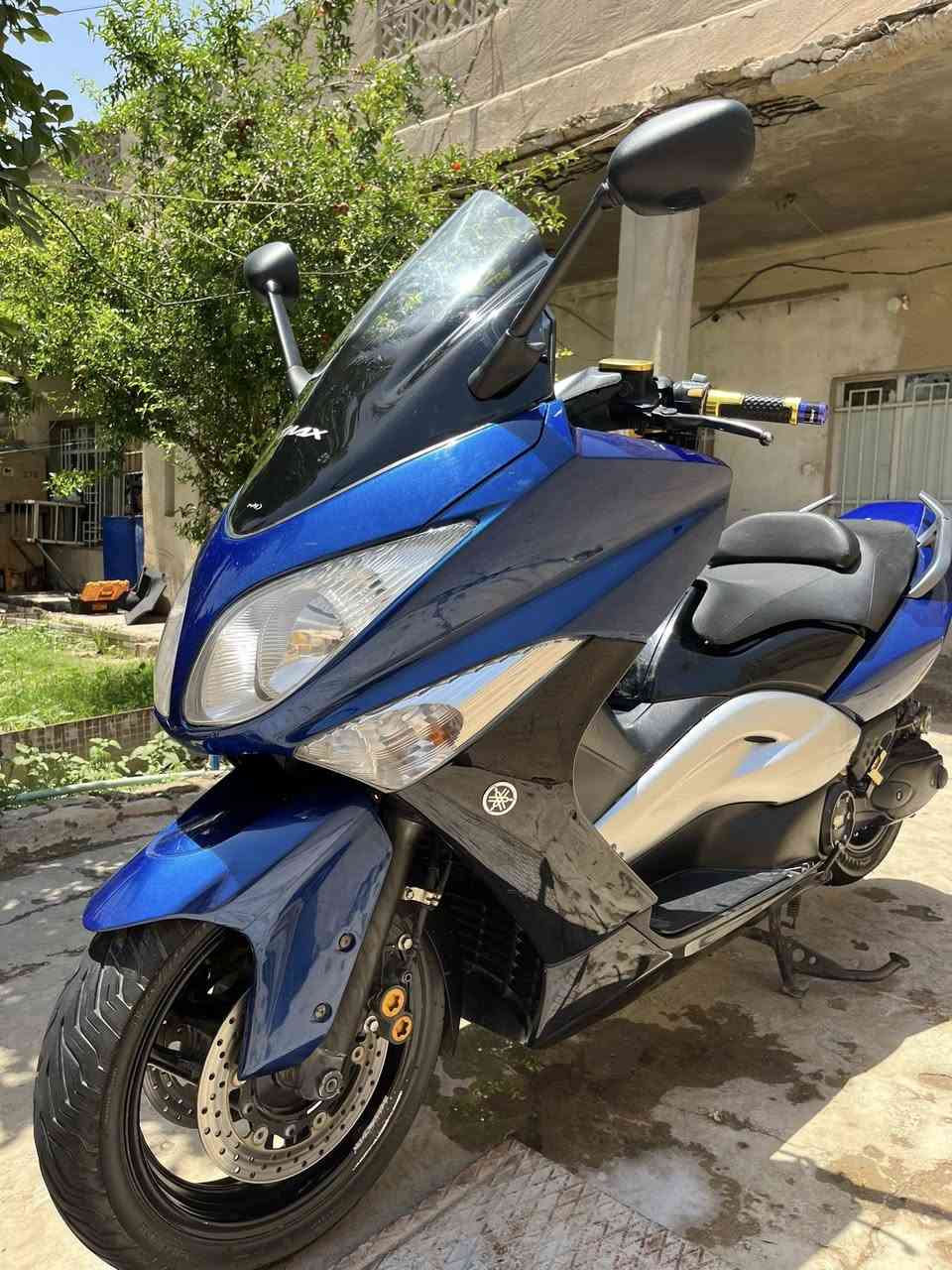 Tmax 500 2011
مكفوله الدراجه اانضافه 100/100
ممشاه 39kmالف تخم تاير جواه 
منضومه زنون مكفوله من كل نقص 
عنواني بغداد رقم الهاتف وتساب 
***********
