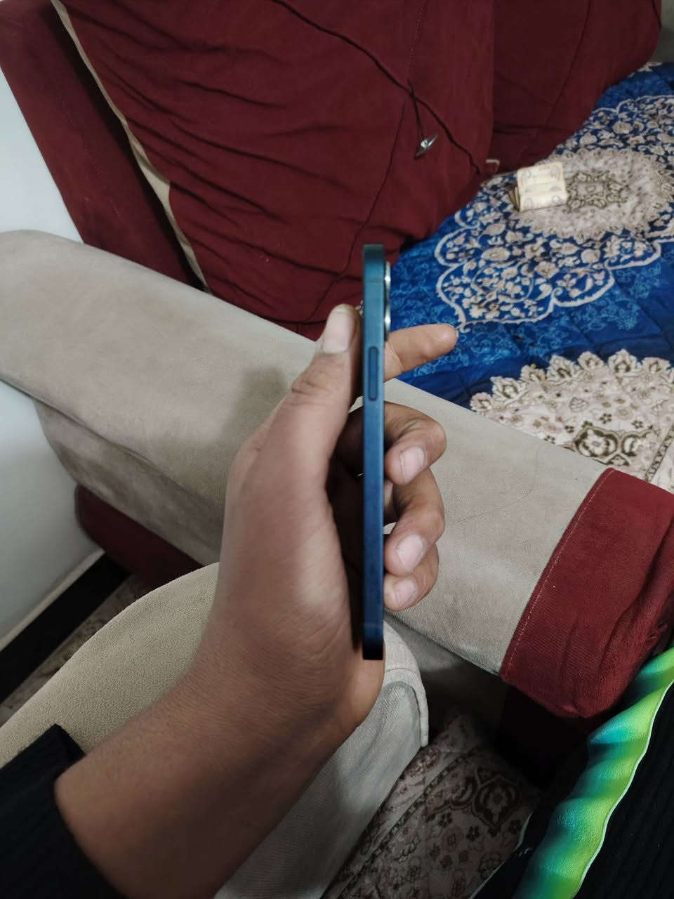 س
السلام عليكم ايفون 12 نموذج mذاكره 128بطريه ٧٨ جهاز نصابه ١٠٠ من ١٠٠ جهاز دبل سيمكارت وتر ما مفتوح السعر 325 الرقم ***********# المكان بغداد الشعله يوجد توصيل
