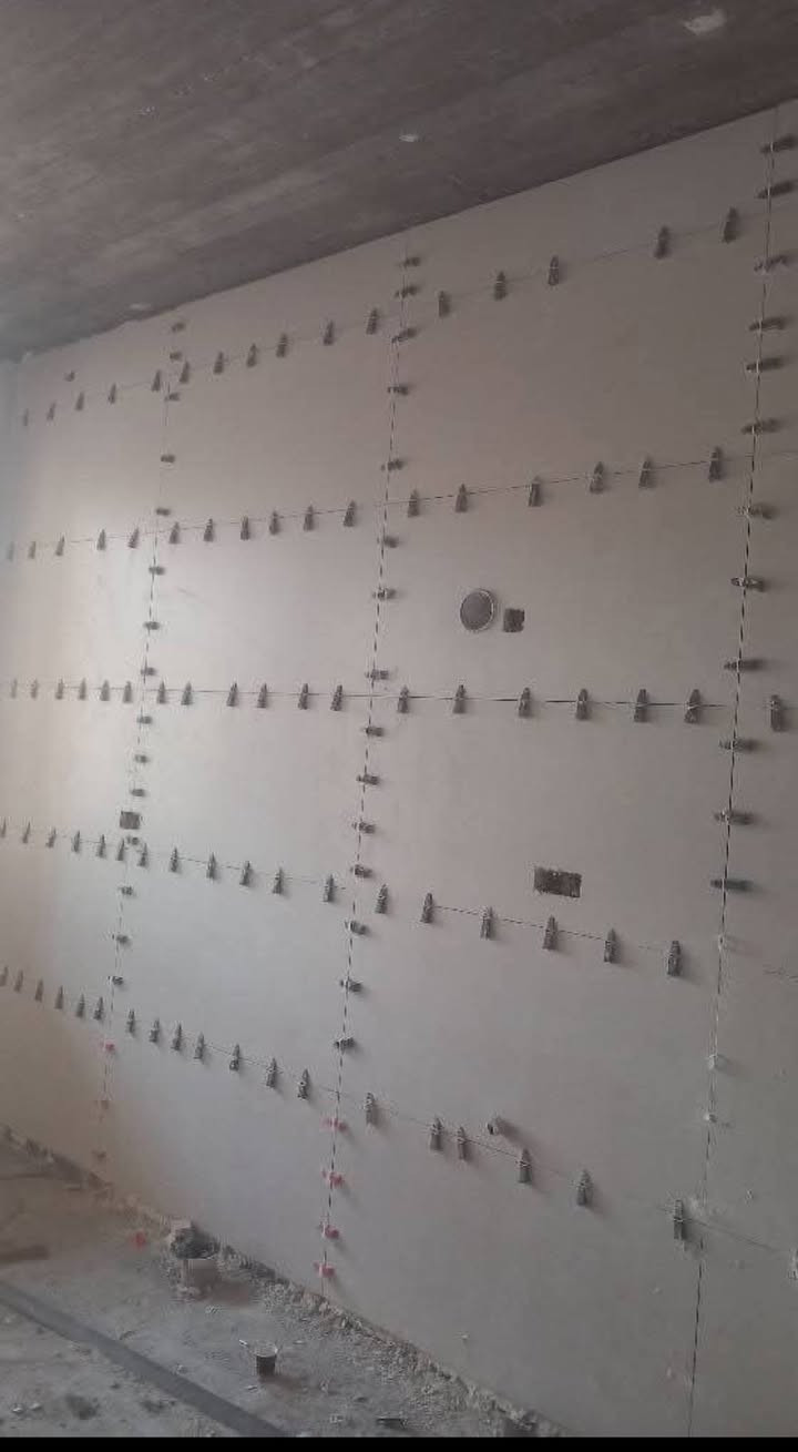 السلام عليكم اصطه سراميك ارضي وجدار استلام هندسه وهاذا شغلي داخل الموصل فقط ***********
