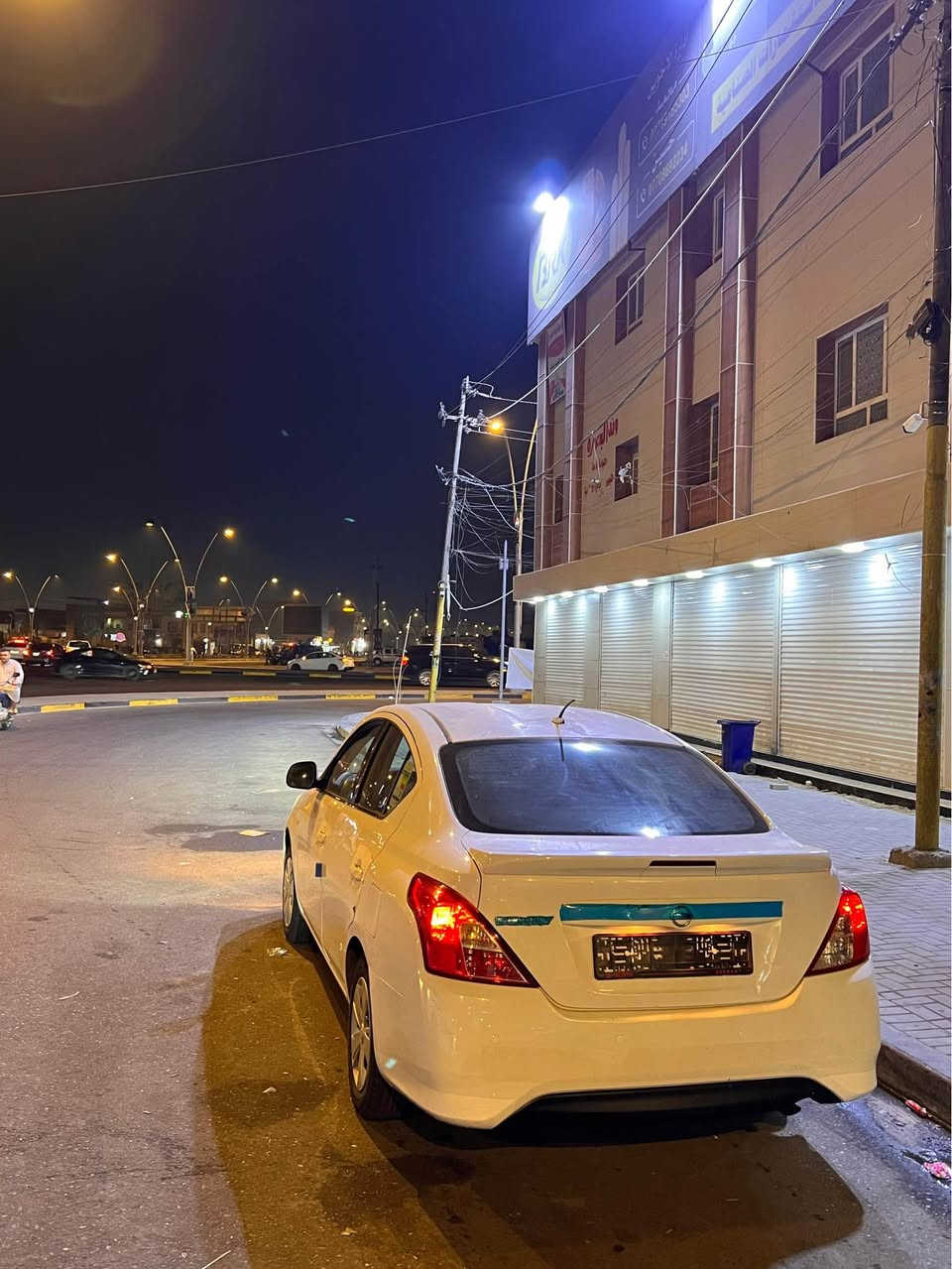 سلام عليكم للبيع نيسان صني 2020هندي بليته زركه محولبه  كفاله من تبديل وصبغ عدا شوف العين سياره جاهزه مكينه وكير وحداده وتبريد ومن كلشي تشغل سويج وتطلع بسم شركه معروفه ب97وبيه مجال بسيط شراي يتصل ب***********عنواني البصره الزبير البصرة, العراق
