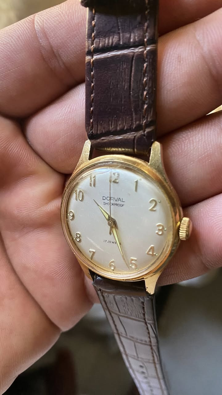 البيع / ساعه فنتج شرط شغل نظافه 90% 

بيه ضر بجام شي بسيط / القطر 33

السعر 60 الف معا توصيل


**إذا كنت صاحب هذا الإعلان وتريد حذفه لأي سبب، رجاءا أرسل رسالة إلى الدعم الفني**