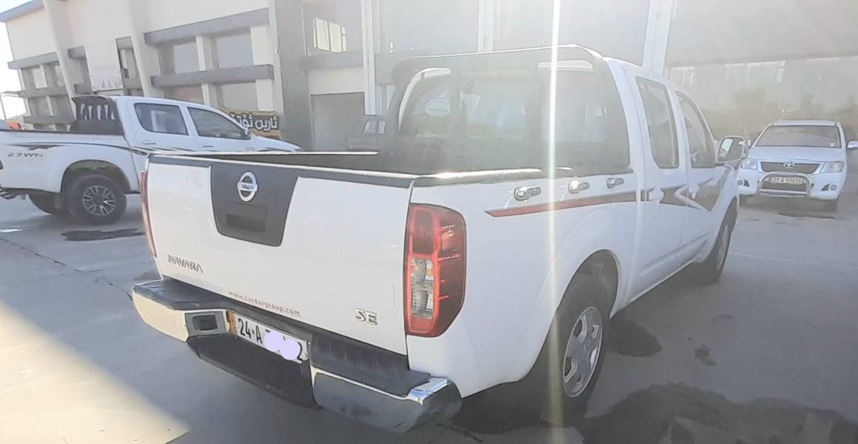 سلام عليكم 
للبيع نيفاره رقم دهوك 
مكفول كفاله عامه لا صبغ ولا بارد سياره جديد وضع شركه رقم سنويه جديد ٢٠٣١ بسمي شرط تحويل 
مكان سليماني كلار 
***********
